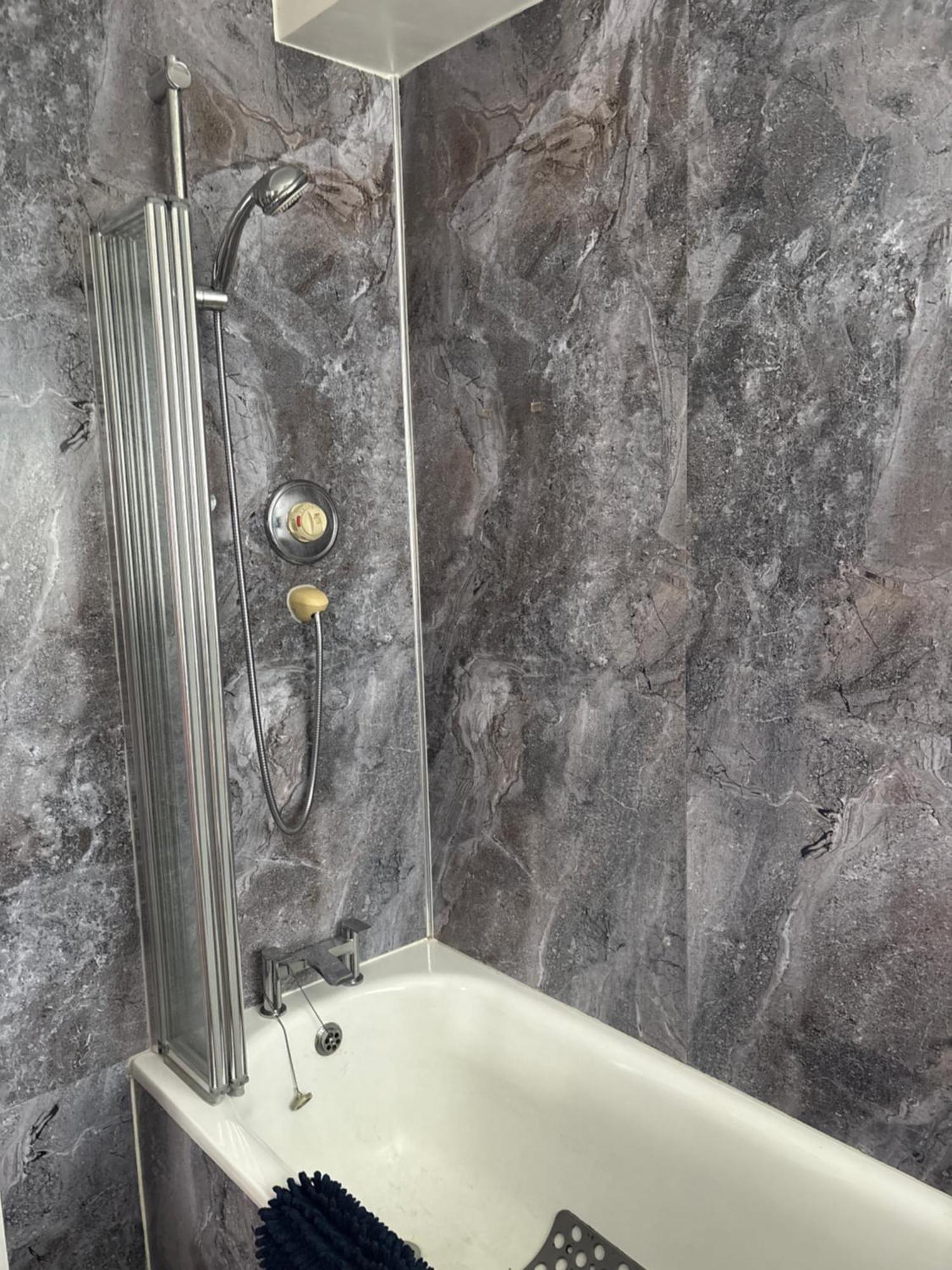 Gwynarth Guest House Уейдбридж Екстериор снимка